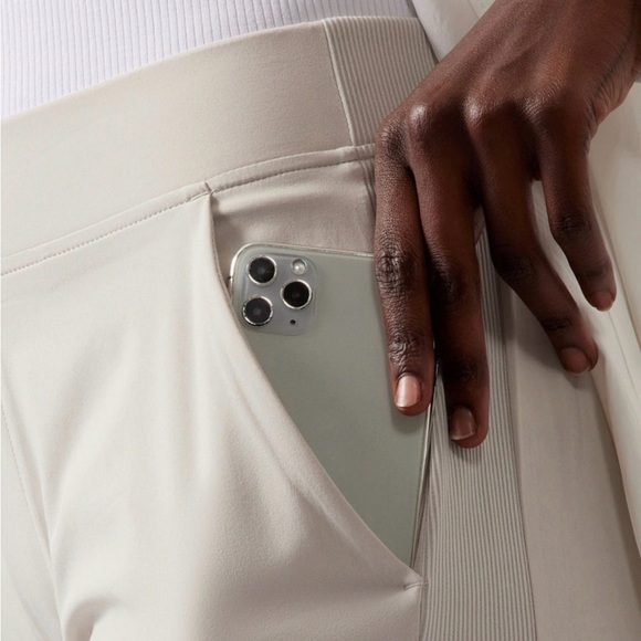 Athleta Brooklyn Mid Rise Ankle Pant Size 4 Beige - Picture 3 of 5